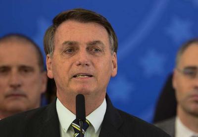 Justiça determina que Bolsonaro explique mudança na PF do RJ em até 72h