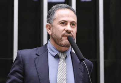 Vice de Haddad segue indefinido, e PT amplia negociações para formar chapa em SP, diz Kiko Celeguim