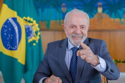 Lula celebra votação da Câmara que aprovou isenção do IR até R$ 5 mil: "Corrige grande injustiça"