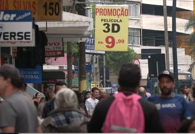 Um em cada cinco brasileiros é caçador de descontos, aponta pesquisa