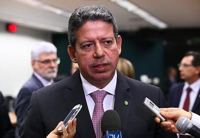 Lira comenta troca na Petrobras: "Não há o que comemorar"