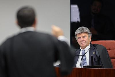 Fux diverge e entende que denúncia contra Bolsonaro deve ser analisada pelo plenário