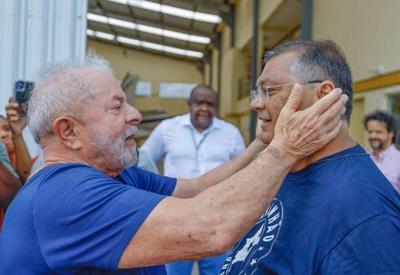 Lula indica que Flávio Dino será ministro em eventual governo