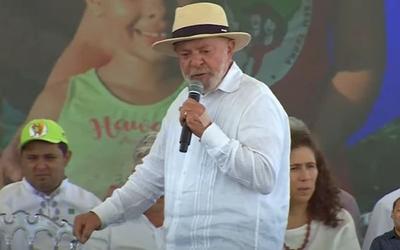 Lula chama Bolsonaro de covarde e diz que ele "meteu o rabo entre as pernas e fugiu" após tentativa de golpe