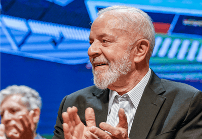 Lula nega desvincular reajuste de benefícios do salário mínimo