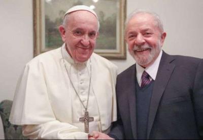 Lula se encontra com papa Francisco no Vaticano