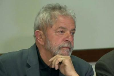 Lula teria oferecido ministérios para evitar pedido de impeachment
