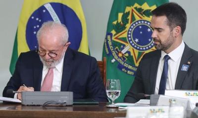 Eduardo Leite vai à Brasília nesta terça (4) para agendas com o governo federal
