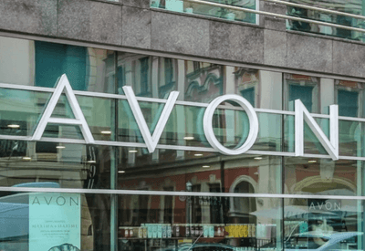 Natura conclui venda da Avon Internacional 