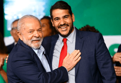 Messias é consolado por Lula e André Mendonça após derrota