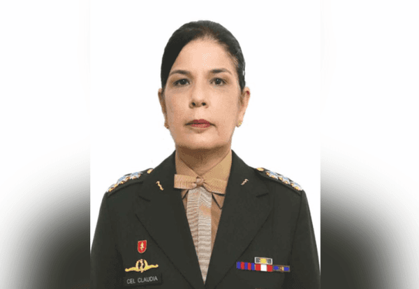 Imagem da notícia: Exército decide promover ao generalato 1ª mulher na história