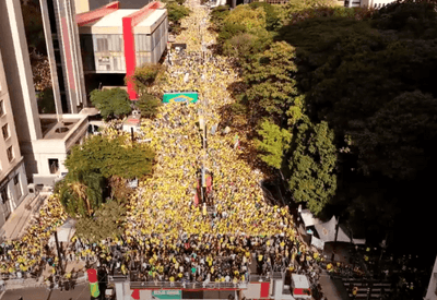 Em ato na Paulista, Nikolas pede prisão de Moraes 