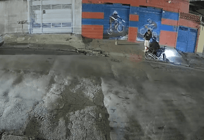 Vídeo: Policial militar mata criminoso após entregar pertences em roubo