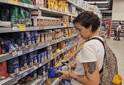 Inflação na Argentina fecha 2025 em 31%, mas população ainda sente impacto no bolso