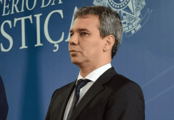 Imagem da notícia: Mudança de comando do Ministério da Justiça destrava negociações sobre a PEC da Segurança 