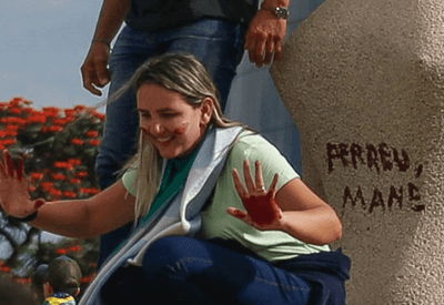 STF forma maioria contra recurso de "mulher do batom" que pichou estátua