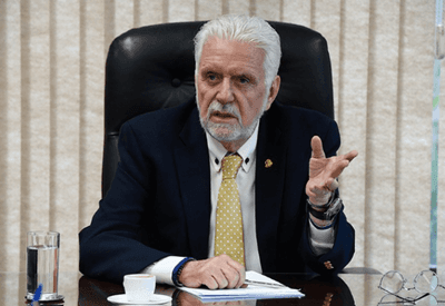 Líder do governo no Senado admite que fez acordo de procedimento em PL da Dosimetria 