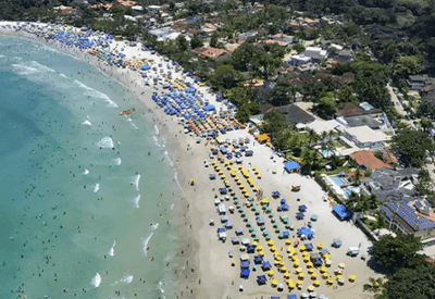 Câmara de Ubatuba (SP) aprova projeto que proíbe uso de tendas nas praias