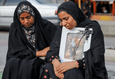 EUA afundam navio iraniano e Otan abate míssil que seguia para Turquia