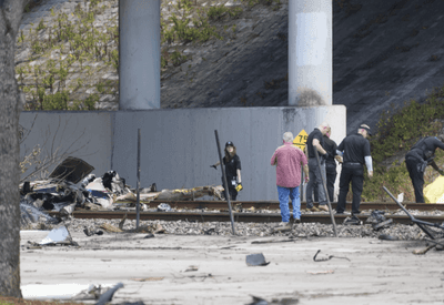 Avião cai na Flórida (EUA) e deixa três mortos