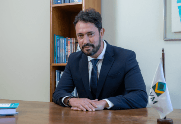 Imagem da notícia: CVM alega falta de recursos e aumento de atribuições para justificar falha em fiscalização