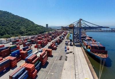 Movimentação portuária cresce 5,5% entre janeiro e outubro deste ano