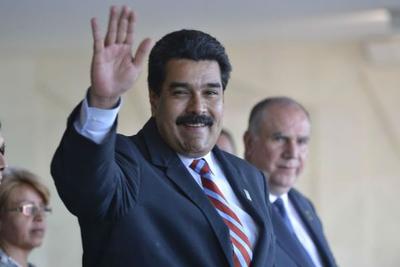 Maduro anuncia fechamento da fronteira da Venezuela com o Brasil