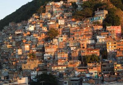 Maioria do STF vota contra ações policiais em favelas do RJ durante pandemia