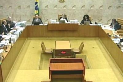 Maioria do STF vota por limitar foro privilegiado de deputados e senadores