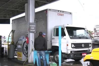 Mais de 2 mil postos são multados por não aplicar desconto ao diesel