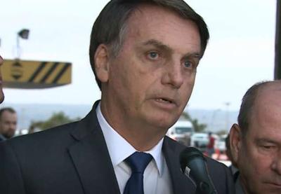 Manchas de petróleo: Bolsonaro convoca reunião de emergência