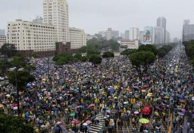 Manifestantes aliados a Bolsonaro vão às ruas no Rio de Janeiro