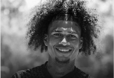 Marco Angulo, promessa do futebol equatoriano, morre aos 22 anos