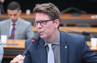 Deputado Mário Frias é internado na UTI em Brasília após dores abdominais