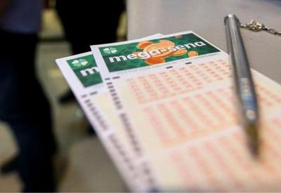 Mega-Sena pode pagar até R$ 65 milhões nesta 3ª feira