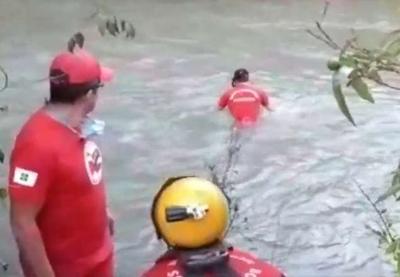 Menino herói pula no rio para salvar irmão caçula e morre afogado
