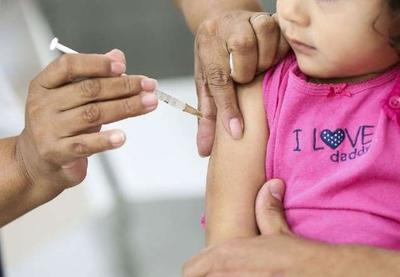 Menos de 20% das gestantes e crianças foram imunizadas contra gripe em SP