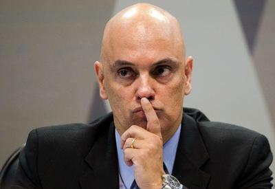 PT apaga post em que chama Moraes de "golpista" e "advogado do PCC"
