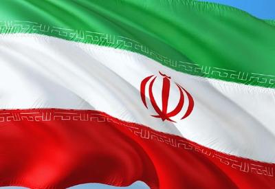 Míssil de longo alcance é lançado pelo Irã