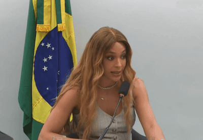 Erika Hilton nega ter chamado parlamentares de “imbeCIS” e diz que críticas eram ao “esgoto da sociedade”