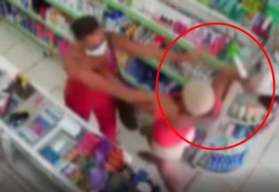 Mulher é atacada com golpes de faca em farmácia na Bahia