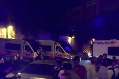 Motorista atropela 11 pessoas que saíam de mesquita em Londres