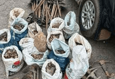 Polícia fecha garimpo ilegal e prende 20 pessoas em Minas Gerais 