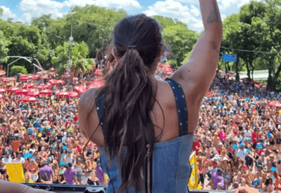 Em SP, maior Carnaval de rua do país reúne blocos tradicionais e estreantes