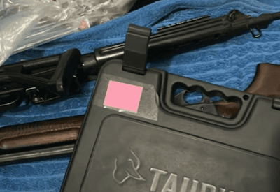Homem é preso após furtar drogas e armas de delegacia em Sorocaba (SP)