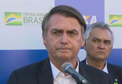 "Ninguém é obrigado a continuar ministro" diz Bolsonaro sobre Guedes