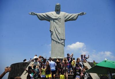 Gasto de turistas estrangeiros no Brasil cresce 14,7% em abril