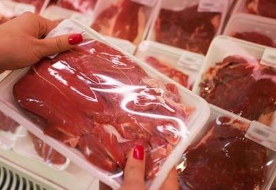 Exportações de carne bovina caem 7% em 2021, mas receita sobe 9%