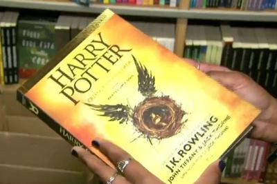Oitavo livro da saga Harry Potter chega ao Brasil 
