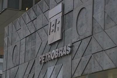 Operação Lava Jato prende ex-gerentes da Petrobras